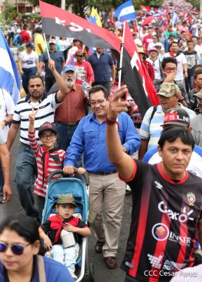  Caminata "¡Mujeres Valientes, Mujeres Victoriosas!"
