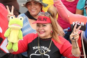  Caminata "¡Mujeres Valientes, Mujeres Victoriosas!"