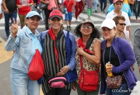  Caminata "¡Mujeres Valientes, Mujeres Victoriosas!"