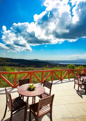 Inauguración del mirador y restaurante El Balcón en el volcán Masaya