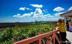 Inauguración del mirador y restaurante El Balcón en el volcán Masaya