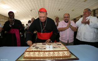 UNICA celebra aniversario natal del Cardenal Miguel Obando y Bravo