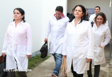 Brigada de médicos cubanos Henry Reeve: Solidaridad y Compromiso Revolucionario
