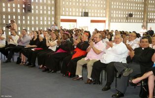 UNICA celebra aniversario natal del Cardenal Miguel Obando y Bravo