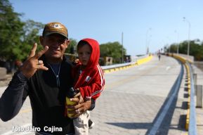 Inauguran puente "El Paso de Panaloya"
