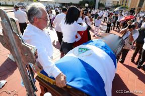 Homenaje póstumo al compañero Jacinto Suárez