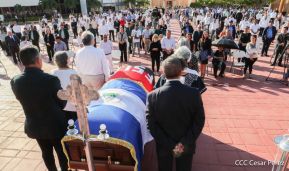 Homenaje póstumo al compañero Jacinto Suárez