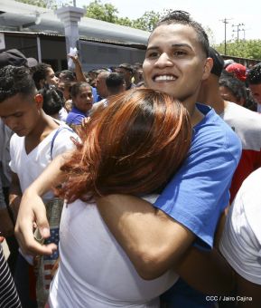 1 mil 700 reclusos recibieron el beneficio legal de convivencia familiar