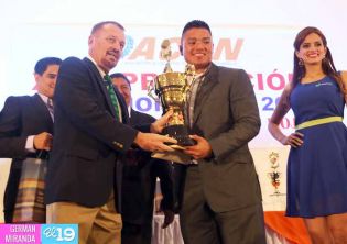 Brillan las Estrellas del Deporte en Managua