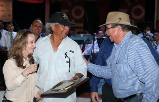 Show sinfónico ecuestre en la FERPRE 2014