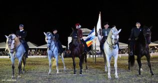 Show sinfónico ecuestre en la FERPRE 2014