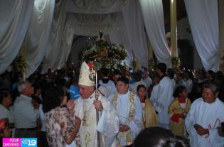 Católicos de La Concha celebran a la Virgen de Monserrat