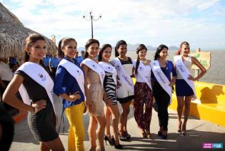 Candidatas Carnaval Alegría por la Vida visitan Puerto Salvador Allende