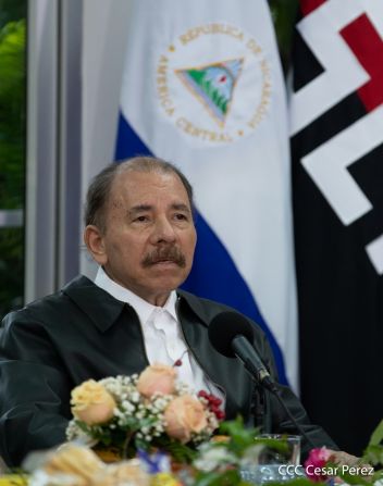 Fuerza Aérea: ¡Honor y Gloria de esta Nicaragua, Bendita y Siempre Libre !