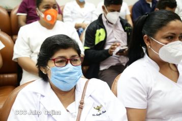 Medalla de Honor a Trabajadores de la Salud de Nicaragua, Guerros de Luz y Amor