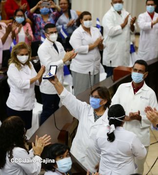 Medalla de Honor a Trabajadores de la Salud de Nicaragua, Guerros de Luz y Amor