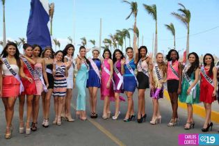 Candidatas a Miss Teen Universe visitan Puerto Salvador Allende