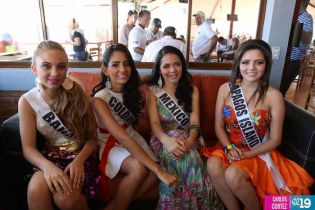 Candidatas a Miss Teen Universe visitan Puerto Salvador Allende
