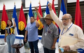 Juventud Sandinista rinde homenaje al maestro Orlando Pineda y al profesor Miguel de Castilla