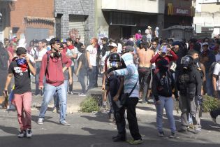 Derecha fascista provoca violencia en Venezuela