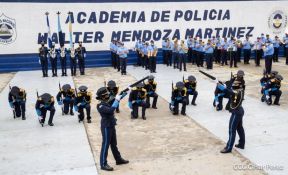 Policía Nacional saluda 41 aniversario de su constitución