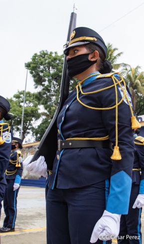 Policía Nacional saluda 41 aniversario de su constitución