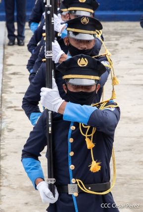 Policía Nacional saluda 41 aniversario de su constitución