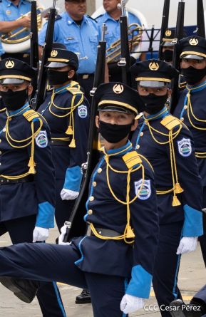 Policía Nacional saluda 41 aniversario de su constitución