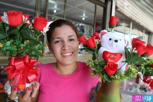 Románticos nicaragüenses celebran Día de San Valentín