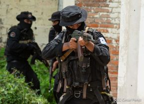 DOEP de la Policía Nacional realiza ejercicios demostrativos