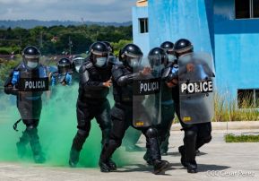 DOEP de la Policía Nacional realiza ejercicios demostrativos
