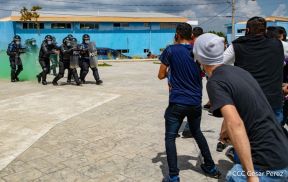 DOEP de la Policía Nacional realiza ejercicios demostrativos