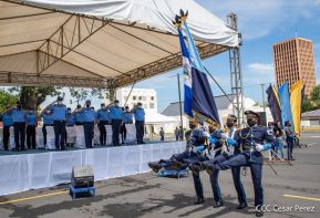 Ascenso en grados a miembros de la Dirección de Seguridad y Protección de Personalidades