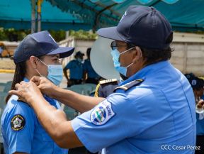 Ascenso en grados a miembros de la Dirección de Seguridad y Protección de Personalidades