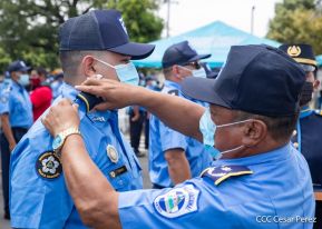 Ascenso en grados a miembros de la Dirección de Seguridad y Protección de Personalidades