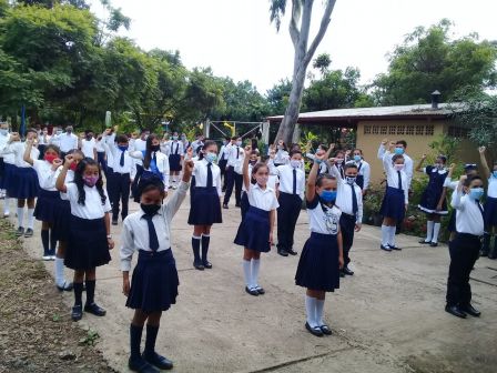 Desfiles escolares en homenaje a la Batalla de San Jacinto y al 199 aniversario de la Independencia de Centroamérica