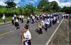 Desfiles escolares en homenaje a la Batalla de San Jacinto y al 199 aniversario de la Independencia de Centroamérica