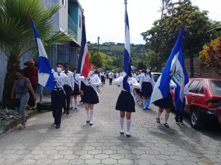 Desfiles escolares en homenaje a la Batalla de San Jacinto y al 199 aniversario de la Independencia de Centroamérica
