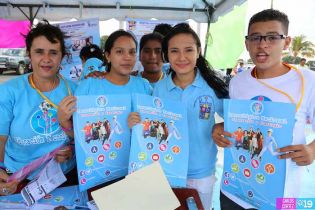 TECNOFEST 2014 promueve educación gratuita en Plaza de Colores