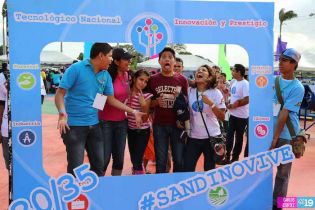 TECNOFEST 2014 promueve educación gratuita en Plaza de Colores