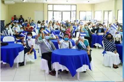 Mejores a Estudiantes y Docentes de Excelencia Académica 2020