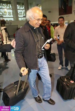 Brenes viaja a Roma para ser investido Cardenal por el Papa Francisco