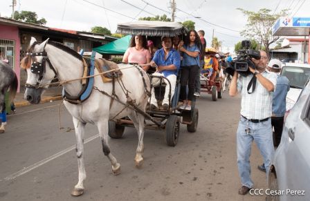 Derroche de cultura y tradición en desfile hípico de Masaya
