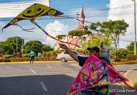 Derroche de cultura y tradición en desfile hípico de Masaya