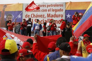 Trabajadores PDVSA marchan en defensa de la democracia en Venezuela