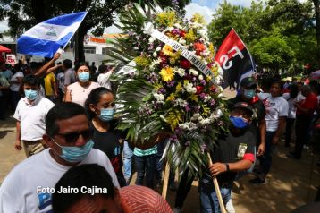 Nicaragua rinde homenaje a héroes y mártires de Octubre Victorioso
