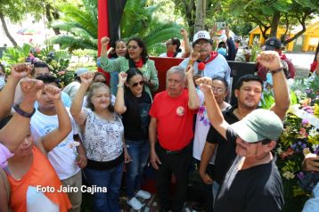 Nicaragua rinde homenaje a héroes y mártires de Octubre Victorioso
