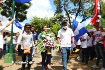 Nicaragua rinde homenaje a héroes y mártires de Octubre Victorioso