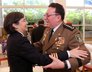 Daniel impone ascenso en grados al Inspector General y al Jefe del Estado Mayor del Ejército de Nicaragua