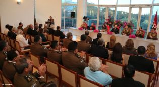 Daniel impone ascenso en grados al Inspector General y al Jefe del Estado Mayor del Ejército de Nicaragua